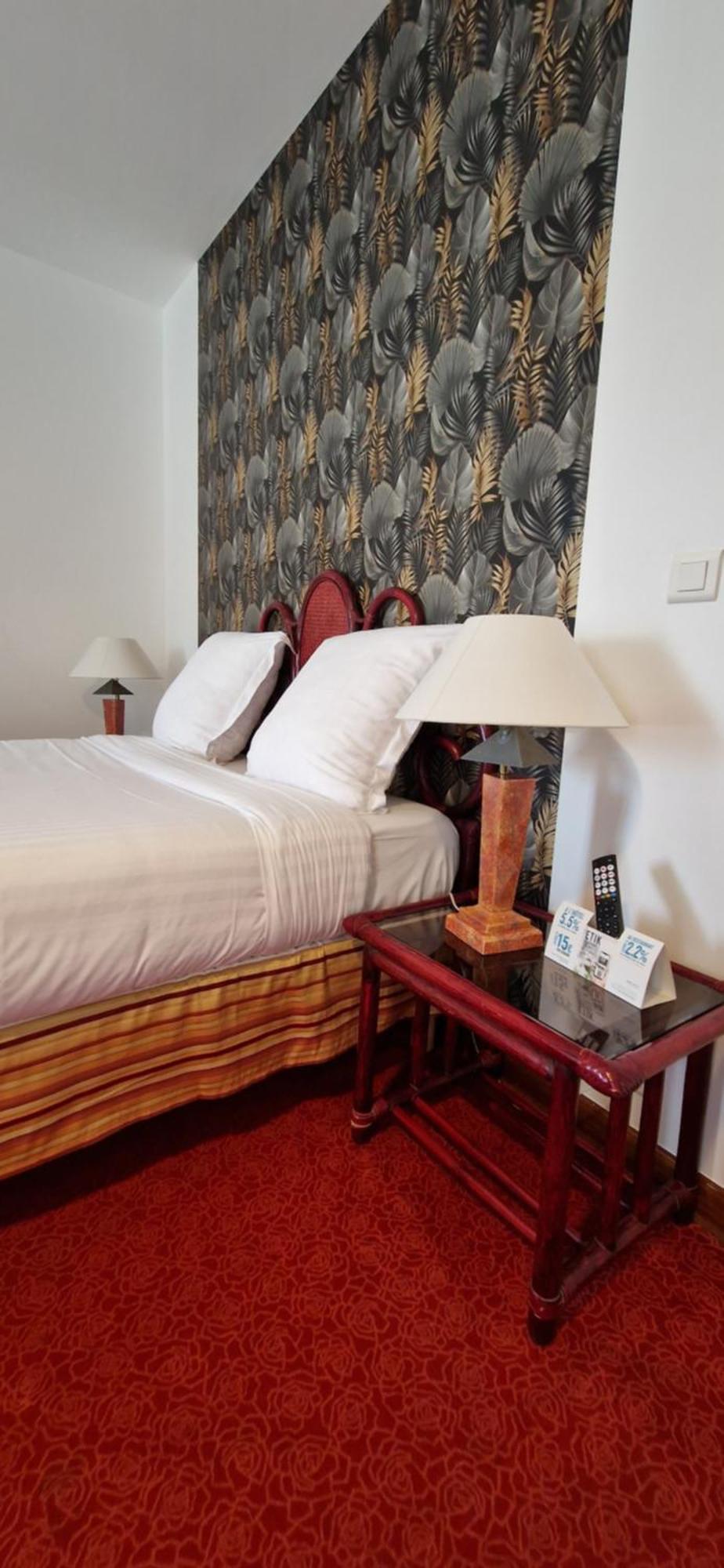 Brit Hotel Essentiel Pontivy Robic Ngoại thất bức ảnh