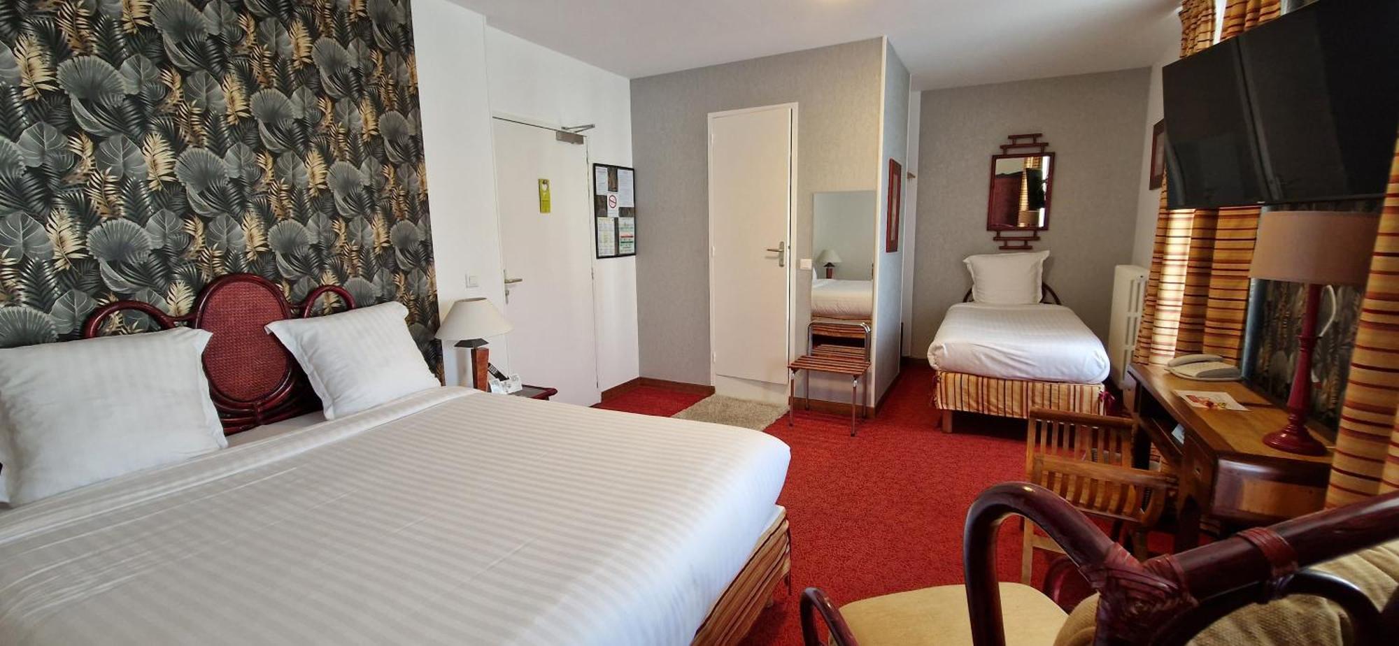 Brit Hotel Essentiel Pontivy Robic Ngoại thất bức ảnh