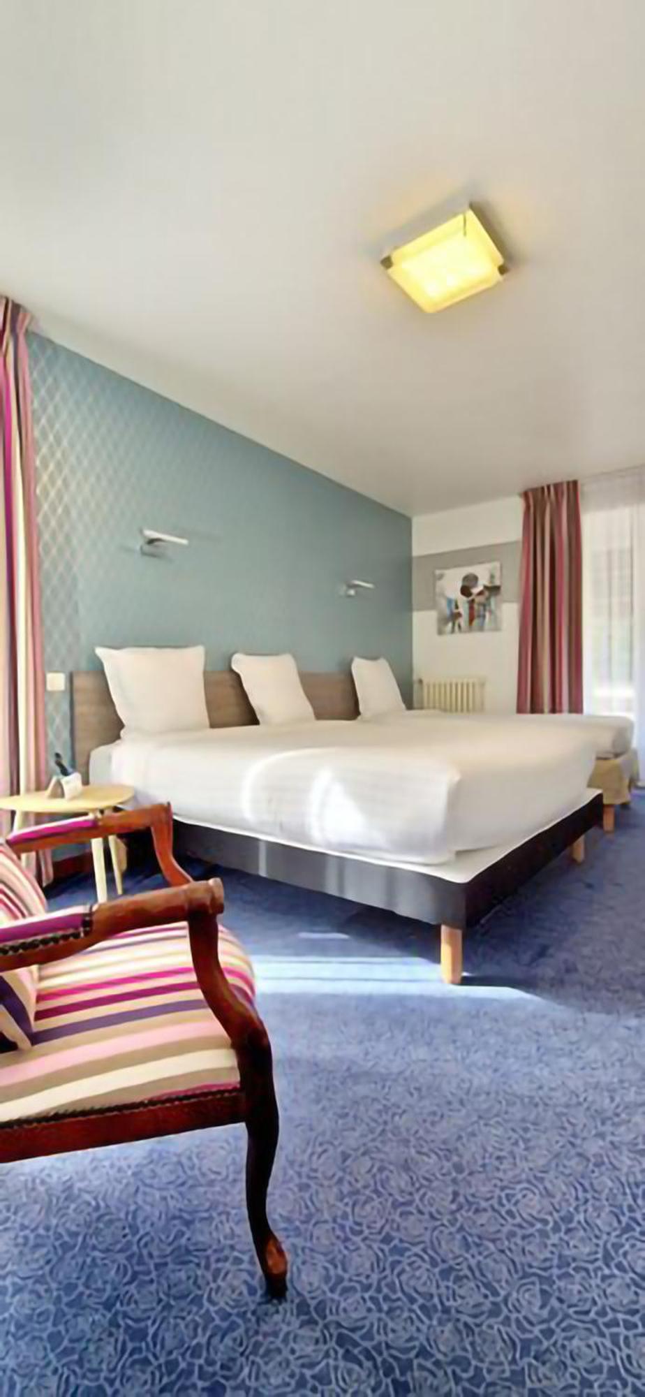 Brit Hotel Essentiel Pontivy Robic Ngoại thất bức ảnh