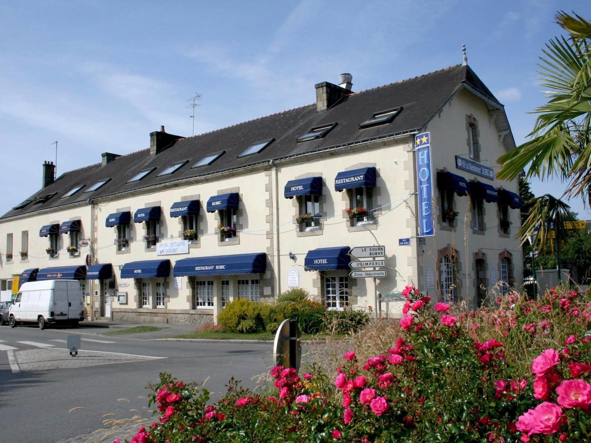 Brit Hotel Essentiel Pontivy Robic Ngoại thất bức ảnh