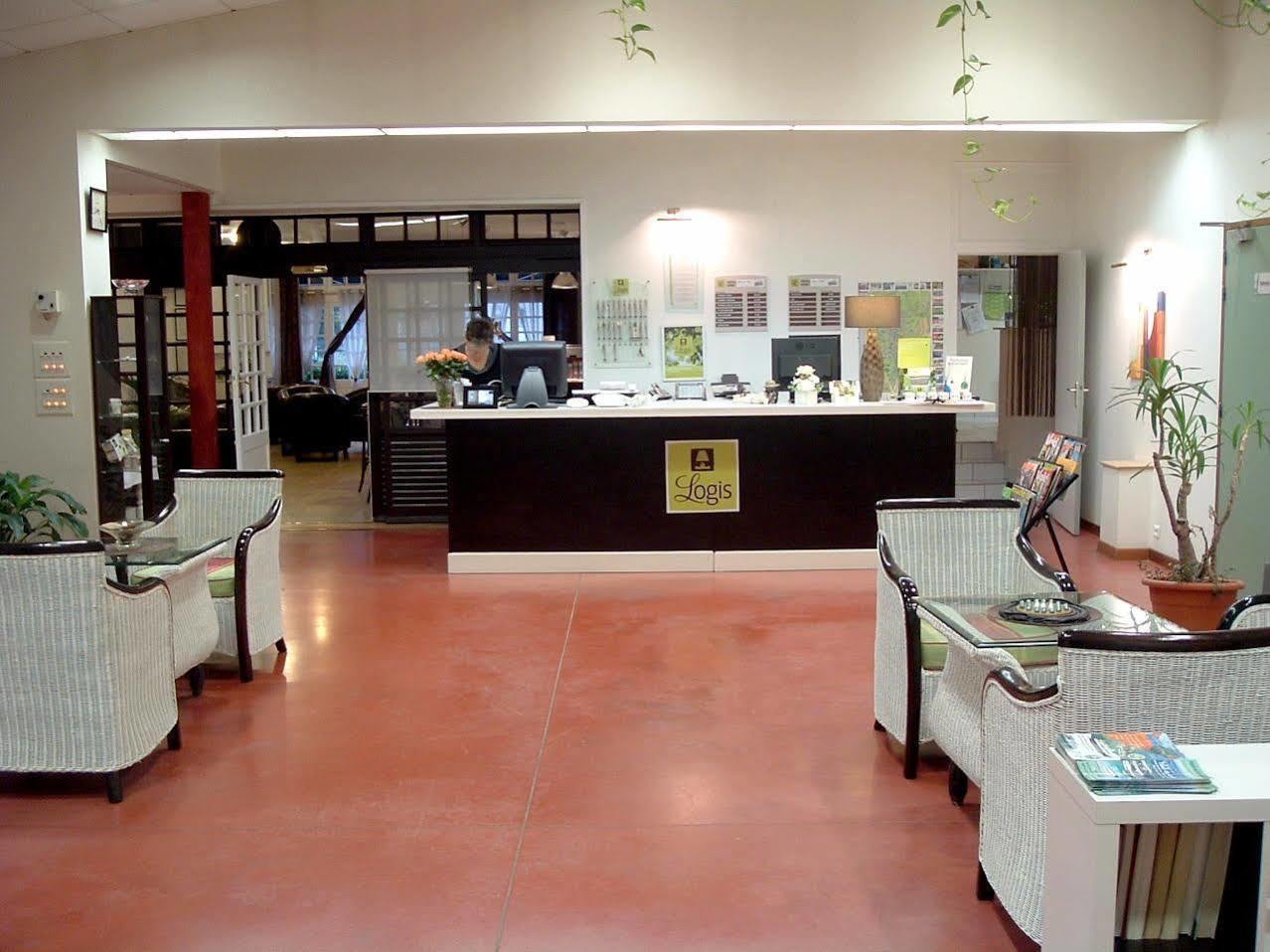 Brit Hotel Essentiel Pontivy Robic Ngoại thất bức ảnh