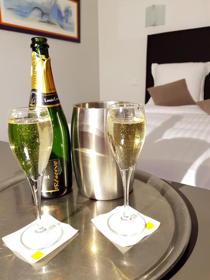 Brit Hotel Essentiel Pontivy Robic Ngoại thất bức ảnh