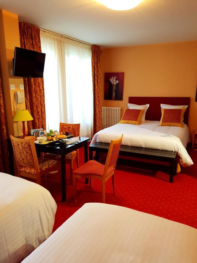 Brit Hotel Essentiel Pontivy Robic Ngoại thất bức ảnh